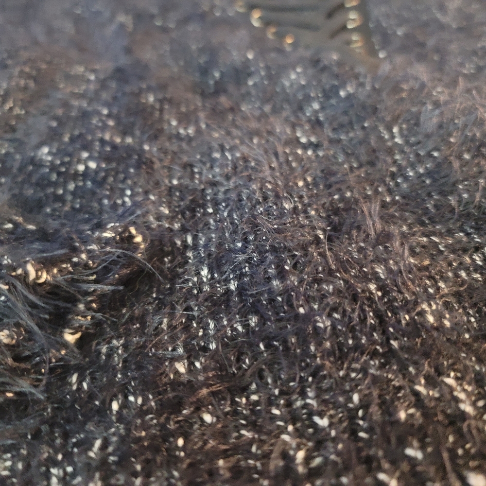 Express Sweater - Picture 6 of 8
